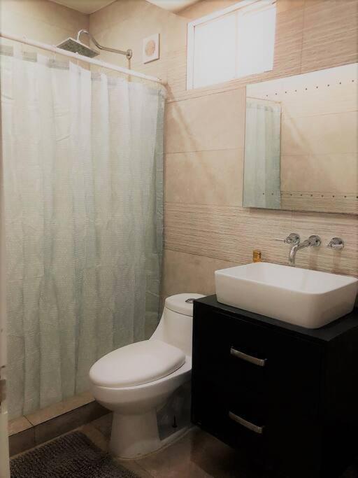 Lovely 1 Bedroom Apartment W/Private Parking Ensenada Buitenkant foto