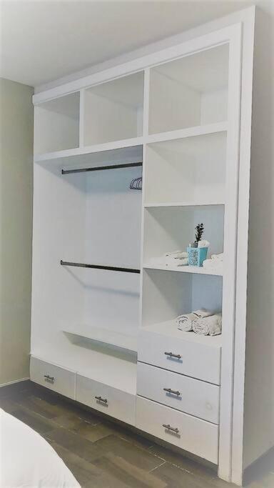 Lovely 1 Bedroom Apartment W/Private Parking Ensenada Buitenkant foto